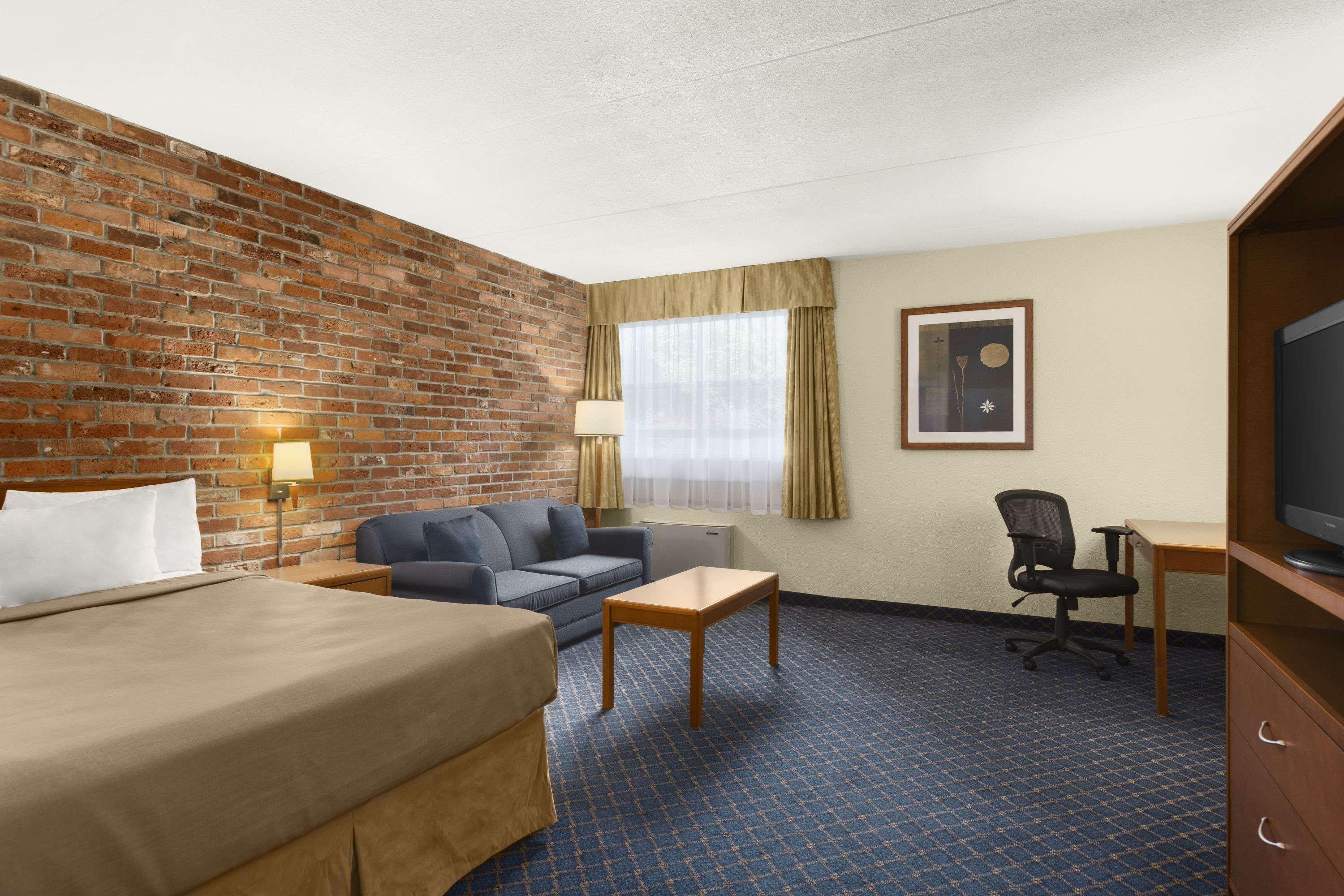 Travelodge By Wyndham Barrie Kültér fotó