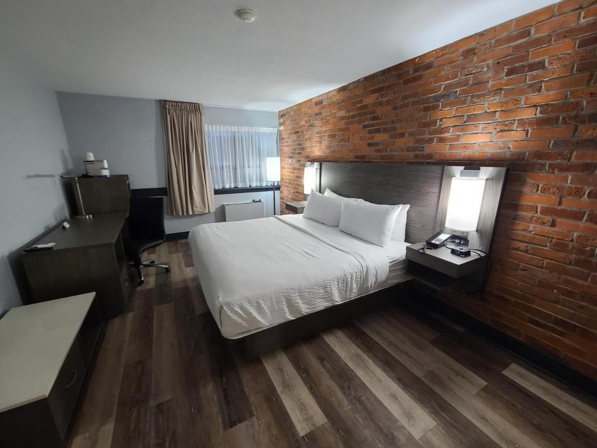 Travelodge By Wyndham Barrie Kültér fotó