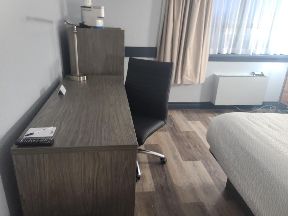 Travelodge By Wyndham Barrie Kültér fotó