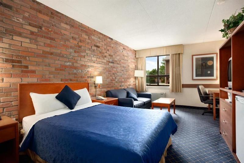 Travelodge By Wyndham Barrie Kültér fotó